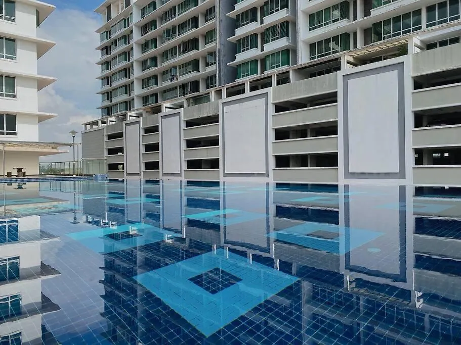 2-4 Pax Spacious Muji Living At Austin Height #11 Johor Bahru